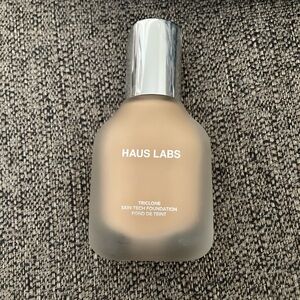 NEW Haus Labs By Lady Gaga Triclone Skin Tech Foundation #175 Light Neutral